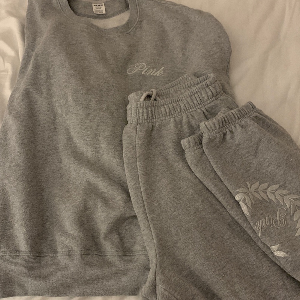 PINK Victoria's Secret Glitter Heather Gray Loungewear Set (Crewneck Sweatpants)